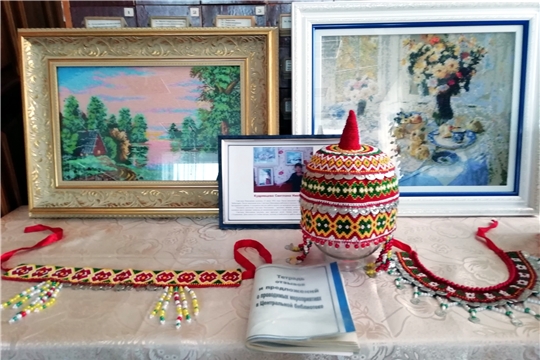 Персональная выставка вышитых картин «Картины из радуги нитей» С.Кудрявцевой