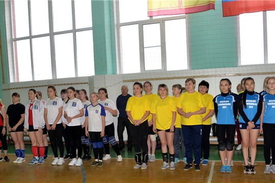 Традиционные соревнования  по  волейболу  памяти ветерана спорта Н.И.Кузьмина