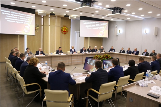 Создание комфортной среды обсудили на круглом столе с участием Главы Чувашской Республики