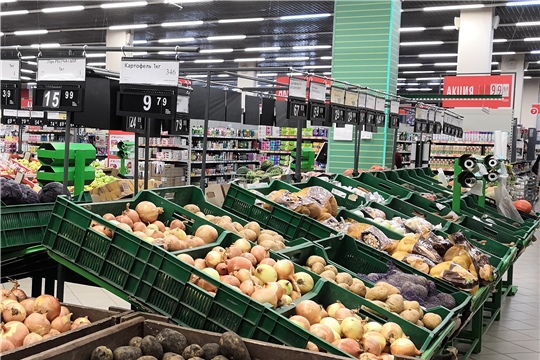 Специалисты Минэкономразвития Чувашии провели мониторинг цен на плодоовощную и хлебобулочную продукцию