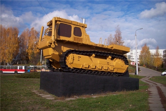 День выпуска первого трактора