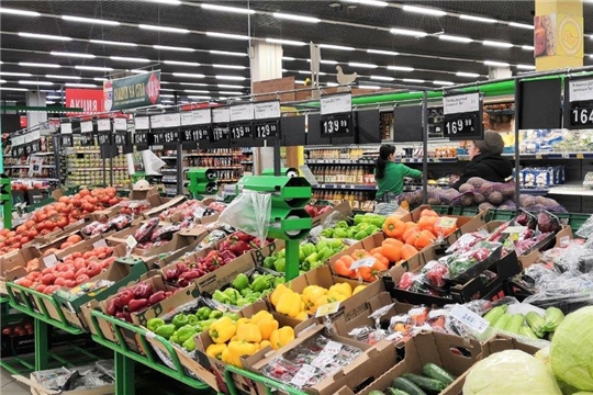Специалисты Минэкономразвития Чувашии провели мониторинг цен на плодоовощную и хлебобулочную продукцию