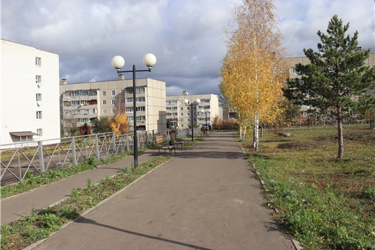 "Аллея земляков" продолжает благоустраиваться