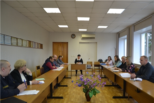 В Алатыре состоялось собрание правообладателей торговых объектов (территорий) подлежащих категорированию в интересах их антитеррористической защиты