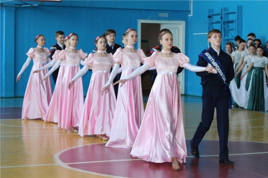 Алатырские кадеты – победители зонального этапа республиканского конкурса «Георгиевский бал»