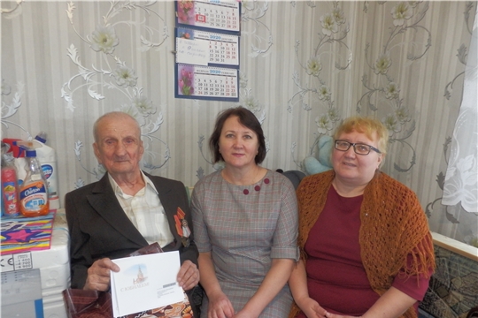 90-летний юбилей отметил житель Алатыря, труженик тыла Николай Александрович Павлов