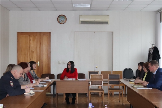 В Алатыре обсудили проблему употребления снюсов среди школьников