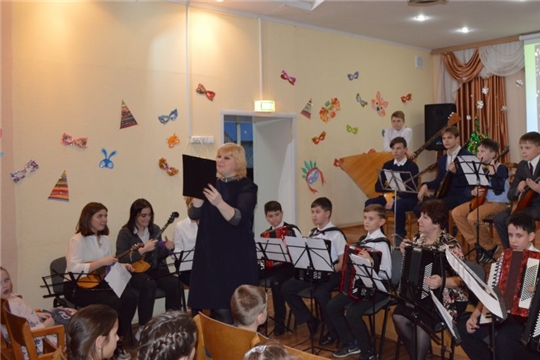 В Алатырской детской школе искусств прошёл отчётный концерт ансамблевого исполнительства на отделении народных инструментов