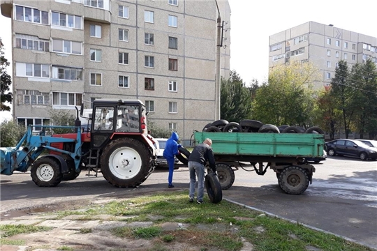 С дворовых территорий Ленинского района города Чебоксары вывезено 118 автомобильных покрышек