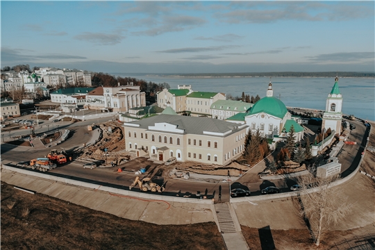 Реконструкция Московской набережной у Свято-Троицкого монастыря  завершится к июню 2020 года