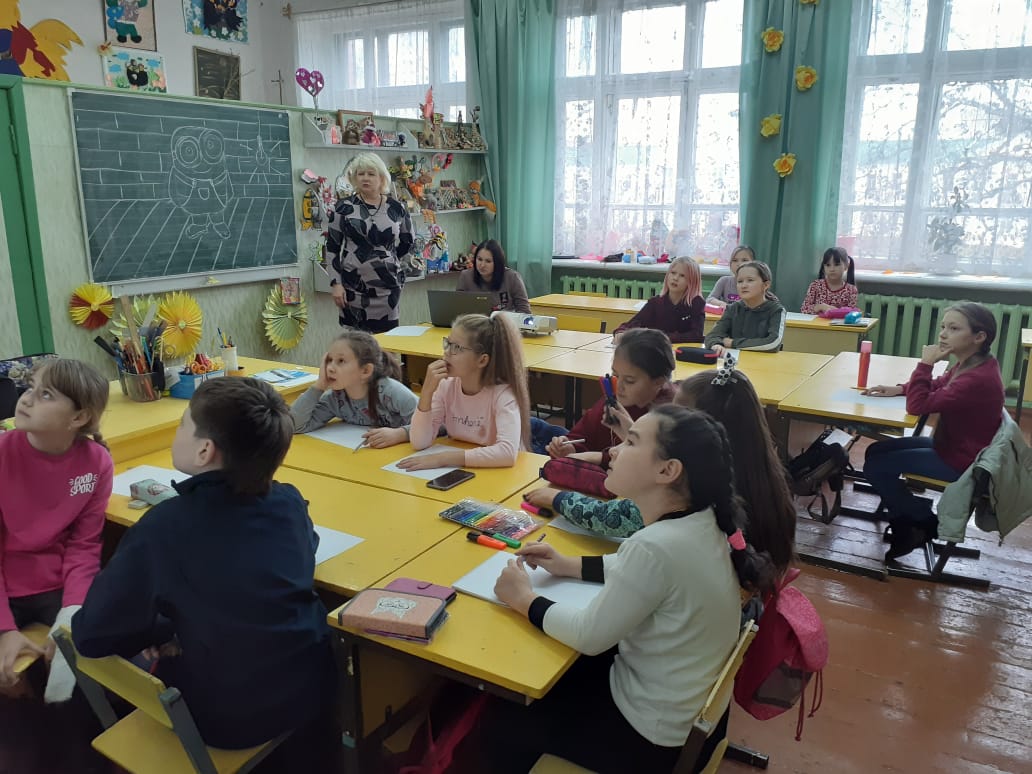 В Доме детского творчества г. Канаш для учеников школ города были проведены  мастер-классы | г. Канаш Чувашской Республики