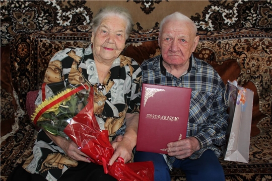 Железная свадьба супругов Зайцевых Николая Степановича и Розы Петровны