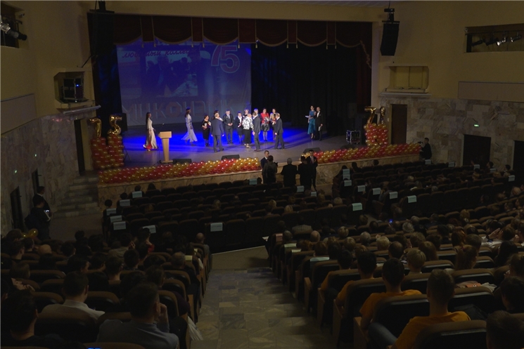 Межрегиональному центру компетенций - Чебоксарскому электромеханическому колледжу исполнилось 75 лет