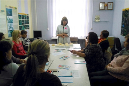Женщины города Шумерля приняли участие в республиканской Неделе по профилактике рака молочной железы, приуроченной к Всемирному дню борьбы с раком груди