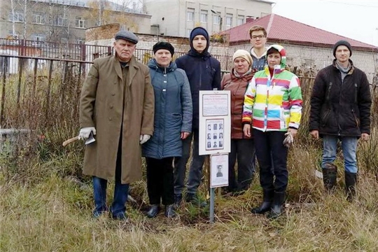 В рамках проекта «Лес Победы», в год 85-летия школы №1 города Шумерля, высажены Аллеи памяти «Помним всех поименно» и «Солдаты Великой Победы»