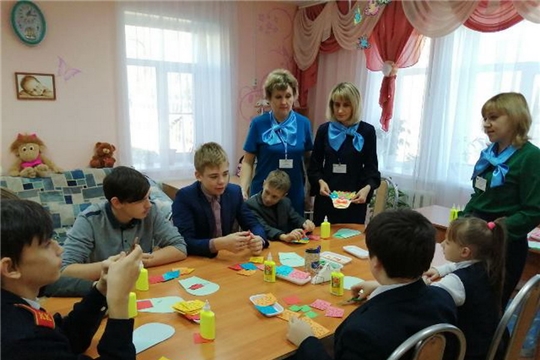 В День правовой помощи детям с «трудными подростками» проведена деловая игра «Путешествие по стране законов и прав»