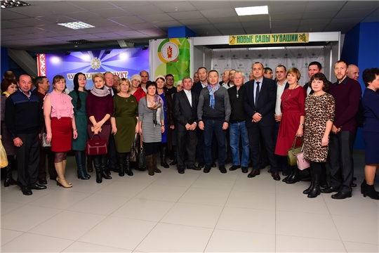 Делегация Ибресинского района приняла участие в торжественном мероприятии, посвященном Дню работников сельского хозяйства и перерабатывающей промышленности