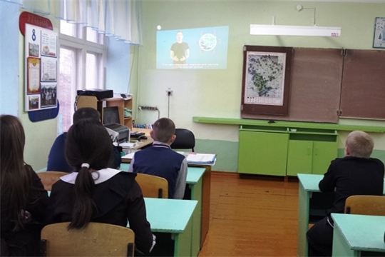 Более 29,8 тысяч школьников Чувашии приняли участие во всероссийской образовательной акции «Урок цифры»