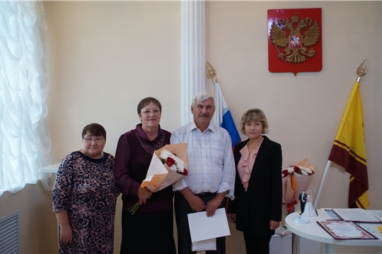 В Калининском районе чествовали юбиляров совместной жизни