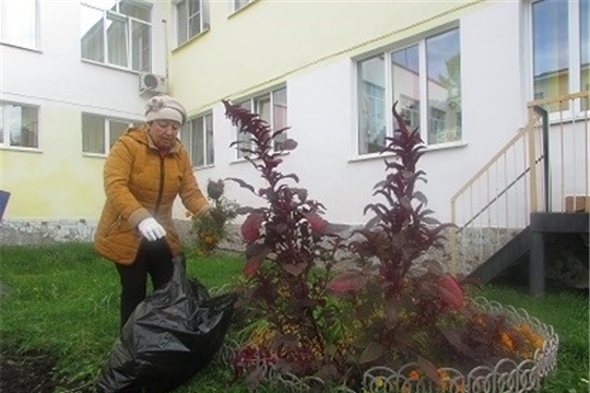 В «Малютке» организовали субботник