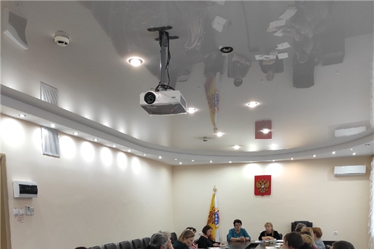 В Администрации Калининского района проведена очередная встреча с ветеранскими и общественными организациями