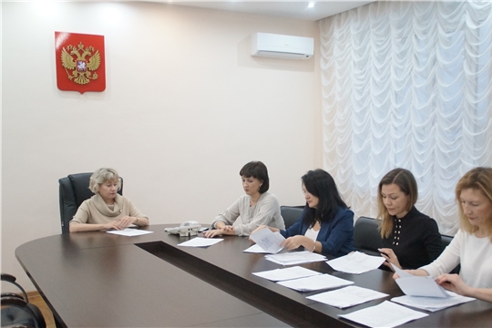 Жители Калининского района получат государственную социальную помощь на основании социального контракта