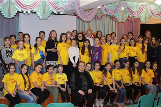 В Чебоксарской детской художественной школе состоялось посвящение в юные художники