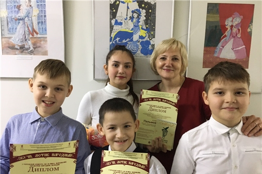 Победителями I Городского конкурса «Звучи, мотив народный» стали юные исполнители Калининского района