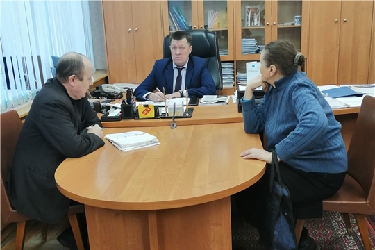 Калининский район: в Общероссийский день приёма граждан со своими вопросами обратилось 10 человек