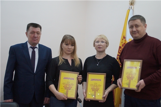 Предновогодние итоги в Калининском районе: лучший дворник декабря 2019 года
