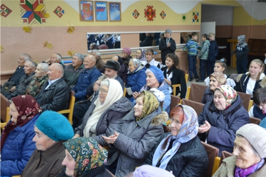 Концертно- развлекательная программа «Чтобы сердце и душа были молоды»