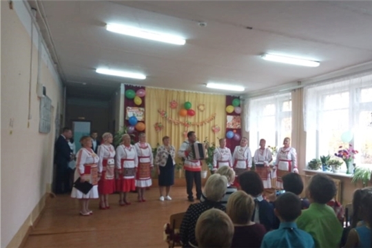 Уяв ячĕпе сире, хисеплĕ вĕрентекенсем!