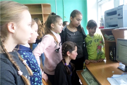 В Байгильдинской сельской библиотеке состоялось очередное занятие школы компьютерной грамотности "Изучаем компьютер"