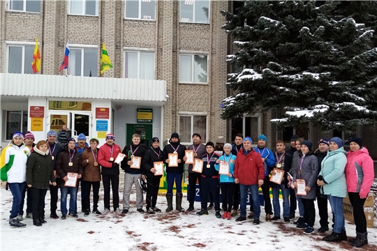 В Канашском районе впервые проведен легкоатлетический полумарафонский пробег, посвященный Дню народного единства