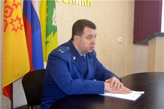Прием граждан провел заместитель Канашского межрайонного прокурора, советник юстиции А.М. Багаутдинов