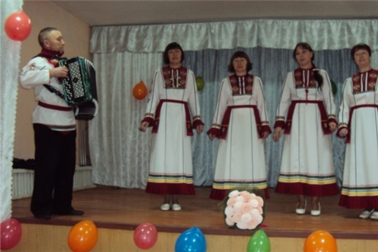 Концертная программа в Атыковском сельском клубе, посвященная Дню матери