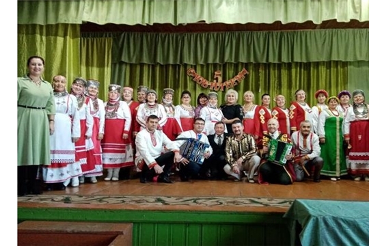 «Туслăх» фольклор ушкăнě 5 çулхи юбилейне уявларĕ