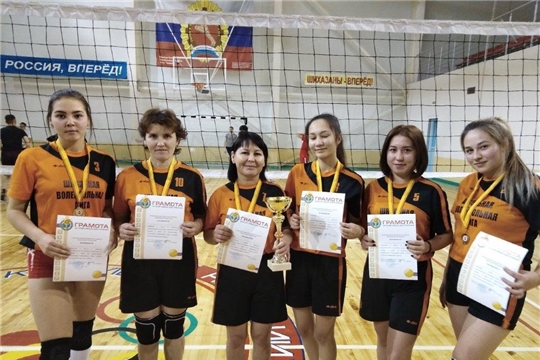 В  спортивном духе - турнир по волейболу среди женских  команд района