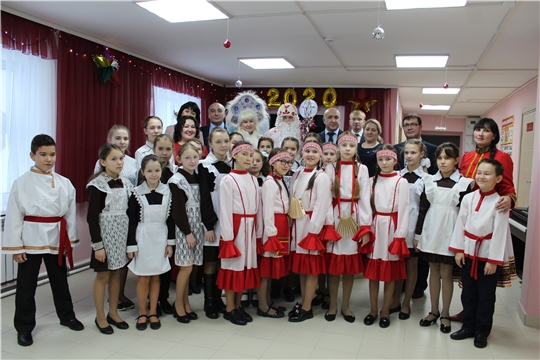 В Канашском районе в рамках Единого информационного дня состоялось открытие после капитального ремонта Детской школы искусств в с.Тобурданово