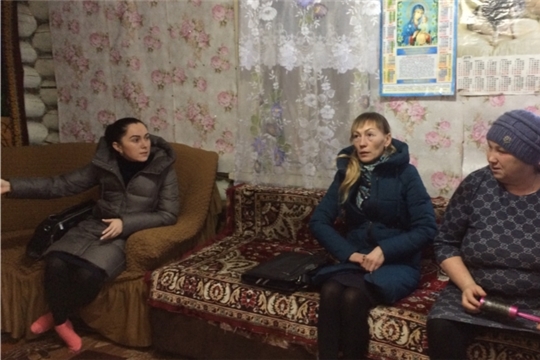 Рейд по неблагополучным семьям в Шакуловском поселении