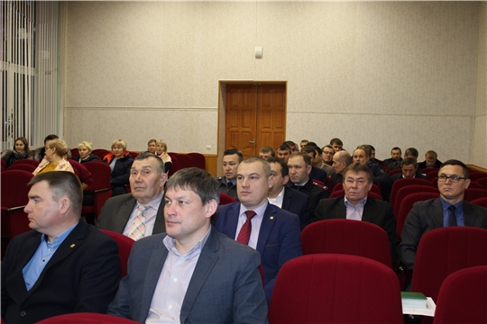 Вопросы вывоза твердых коммунальных отходов и оплаты данной услуги населением обсуждены на расширенном совещании Канашского района