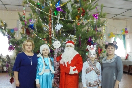 Хорошо, что каждый год, к нам приходит Новый Год