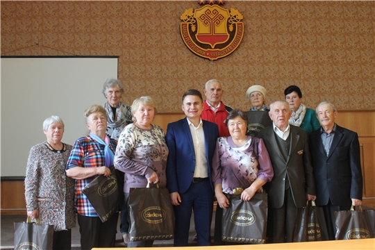 Чествование ветеранов администрации Козловского района