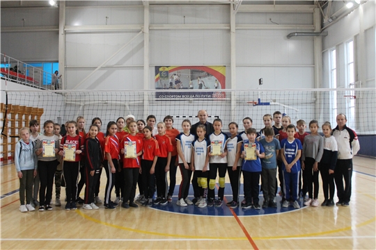 Проведены финальные игры первенства Козловского района по волейболу среди юношей и девушек 13 лет в зачет Спартакиады школьников сезона 2019 -2020 г