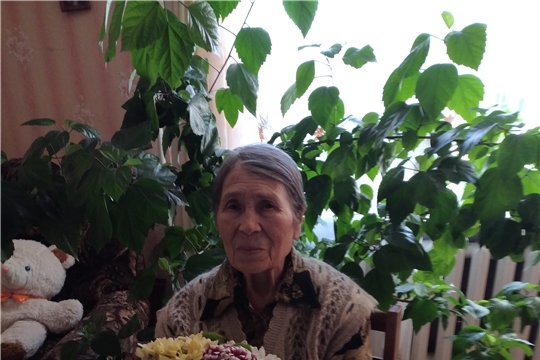 Свой 90-летний юбилей отмечает труженица тыла  Скворцова Лилия Александровна