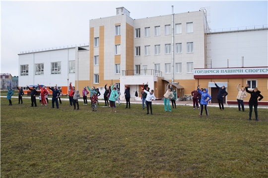Единый день здоровья и спорта: в Красночетайском районе прошла массовая зарядка