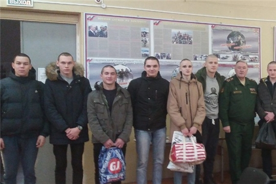 12 юношей Мариинско-Посадского района встанут под знамена Воздушно-десантных войск и войск спецназа