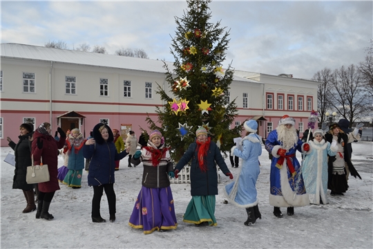 Районный новогодний марафон к 100-летию Чувашской автономии дошел и до городского поселения