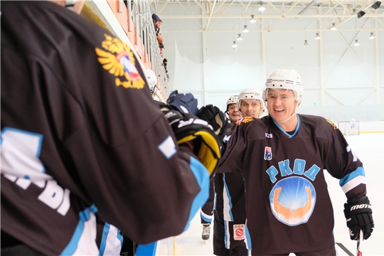 Онкологи Чувашии открыли новый хоккейный сезон