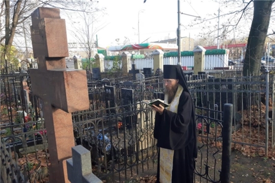 В Москве у могилы Ивана Яковлевича Яковлева прошла панихида